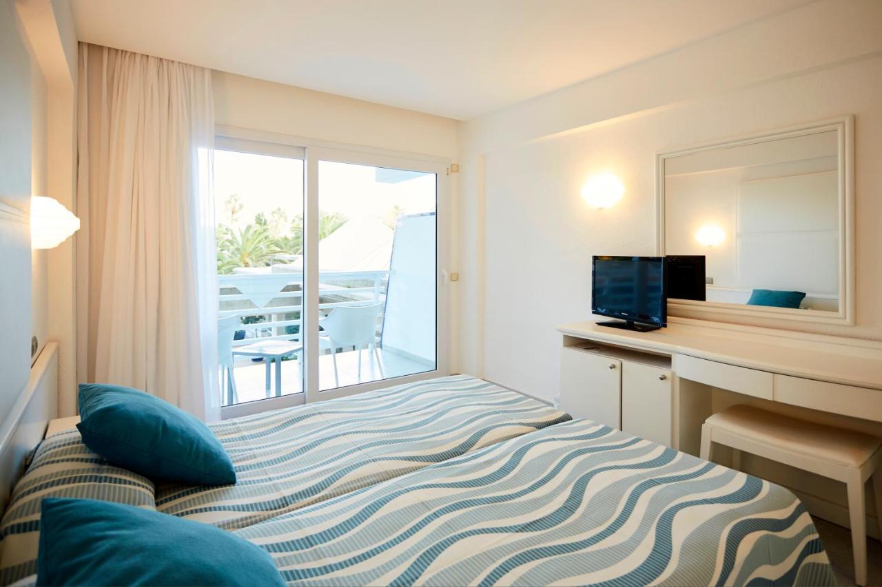 Insotel Hotel Formentera Playa Playa de Migjorn Esterno foto